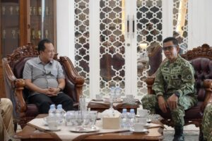 Perkuat Sinergi TNI dan Pemerintah Daerah, Danrem 042/Gapu Silaturahmi ke Rumah Dinas Bupati Muaro Jambi